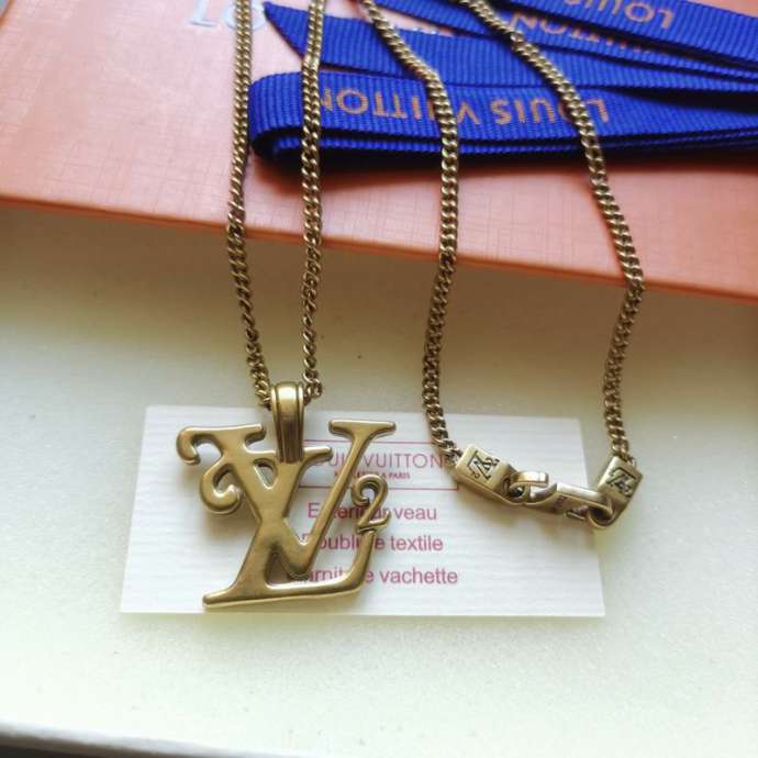 Picture of LV Necklace _SKULVnecklace02cly19812239